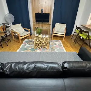 apartment-in-the-center-500m-from-hlavn-ndra.brnohotels.org/