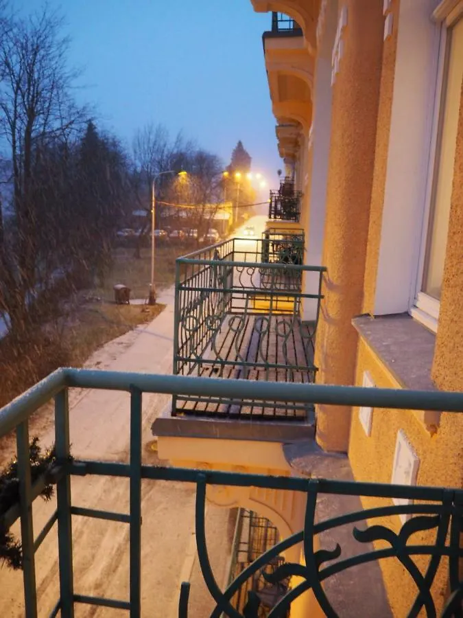 Balconies Above Colonnade Apartment Marianske Lazne
